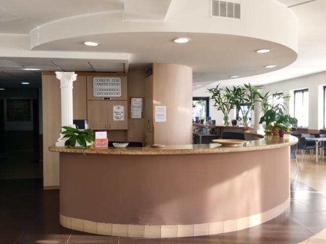 Hotel Socrate Лавена Понте Треза Екстериор снимка